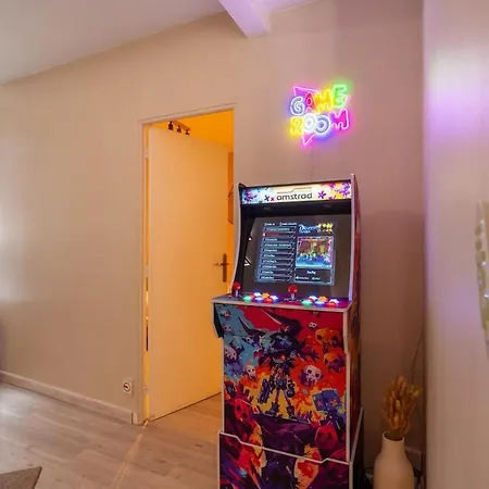 Appartement Cinema Chill Netflix Arcade