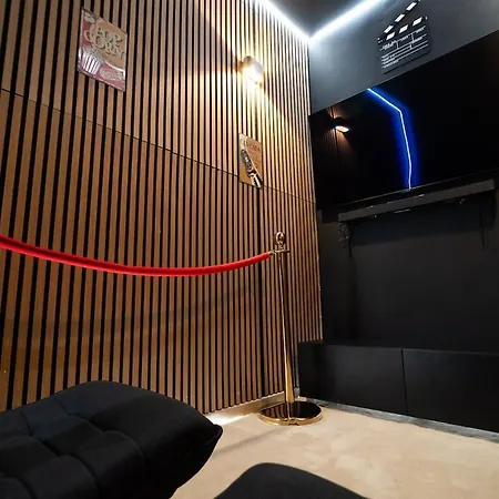 Cinema Chill Netflix Arcade *